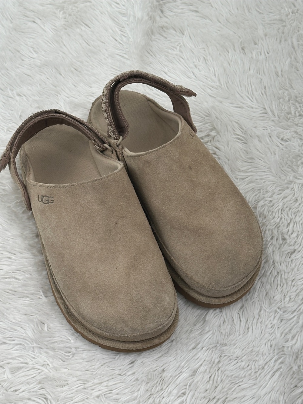 ❤️ Ugg Goldenstar Clog - Picture 1 of 5